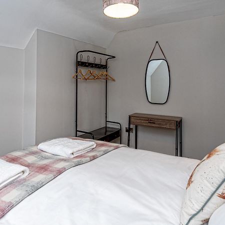 Character Townhouse In Town Centre & Superb Views Villa Dolgellau Luaran gambar